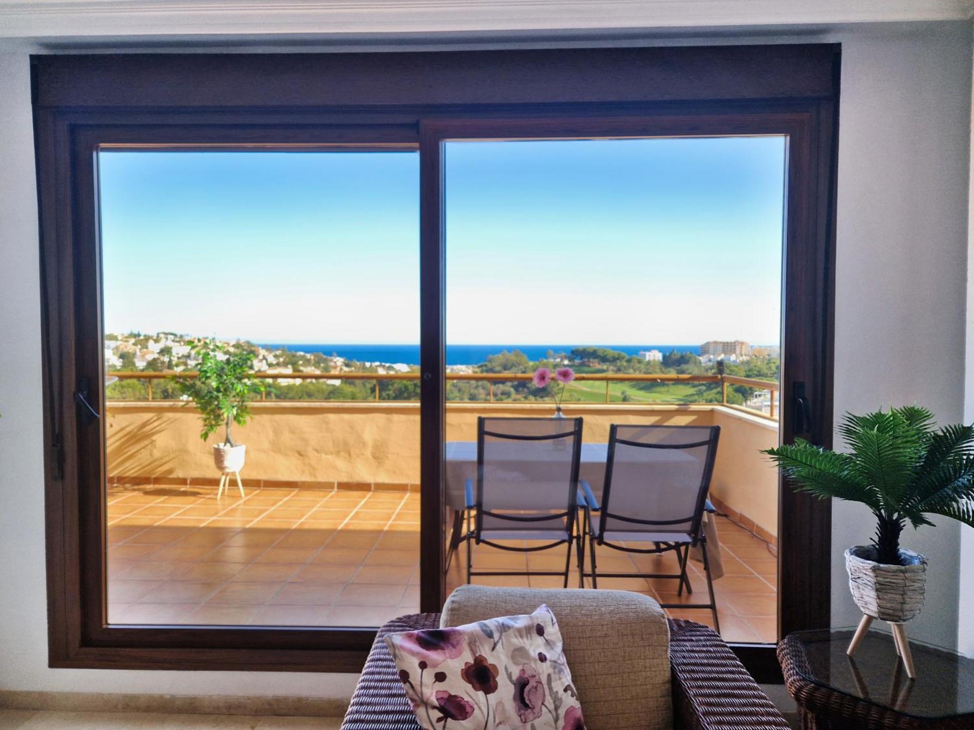 Penthouse Benalvistas Torregolf Seaview Apartment Benalmadena Ngoại thất bức ảnh