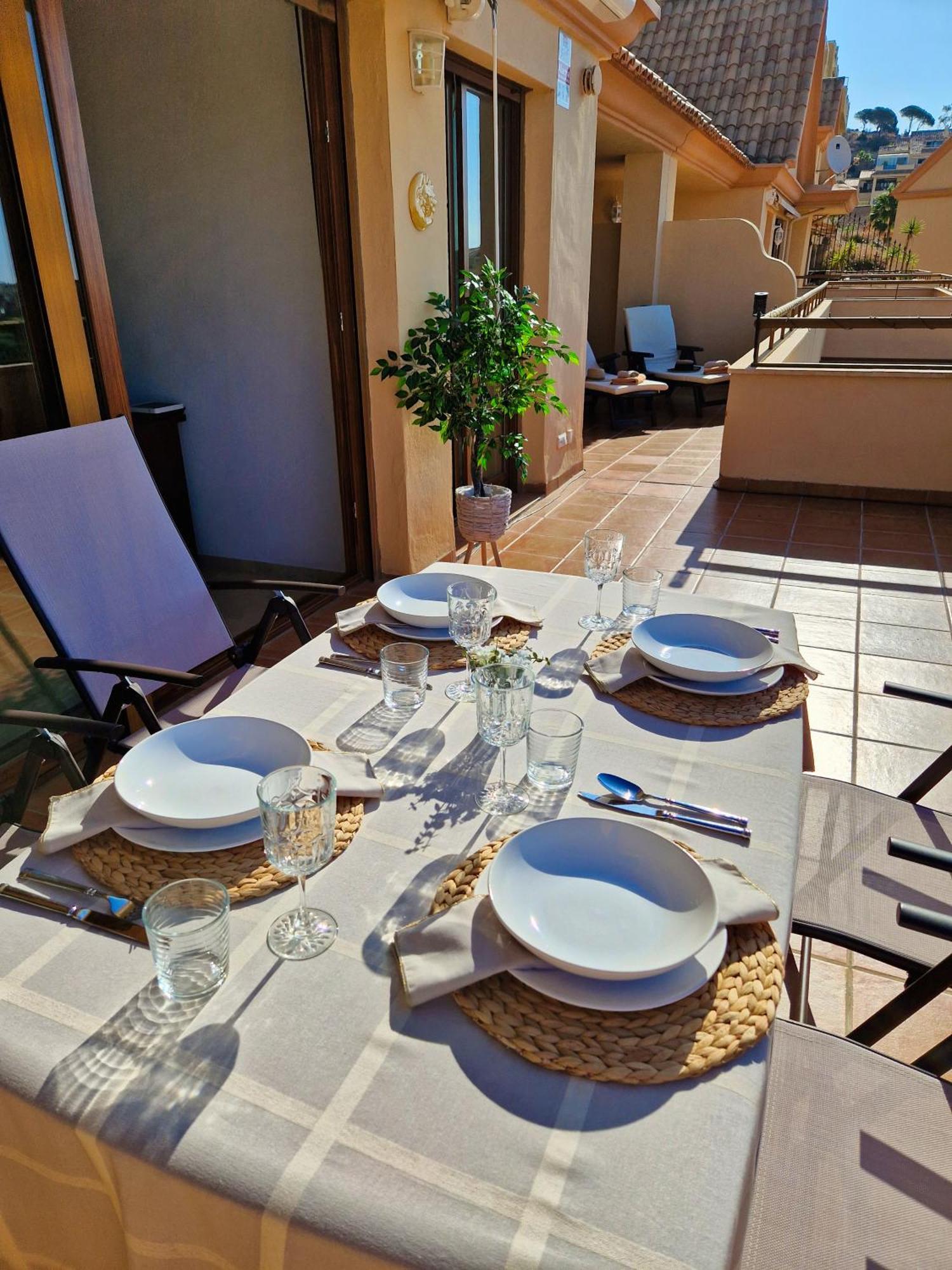 Penthouse Benalvistas Torregolf Seaview Apartment Benalmadena Ngoại thất bức ảnh